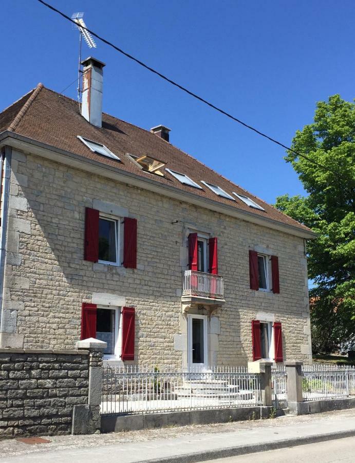Maison D'Hotes & Spa La Vallee Des Reves Nods Экстерьер фото
